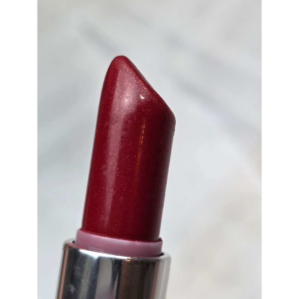 MAC Lustreglass Lipstick 545 Glossed and Found Sheer Shine Red Shimmer W1 - Picture 10 of 16